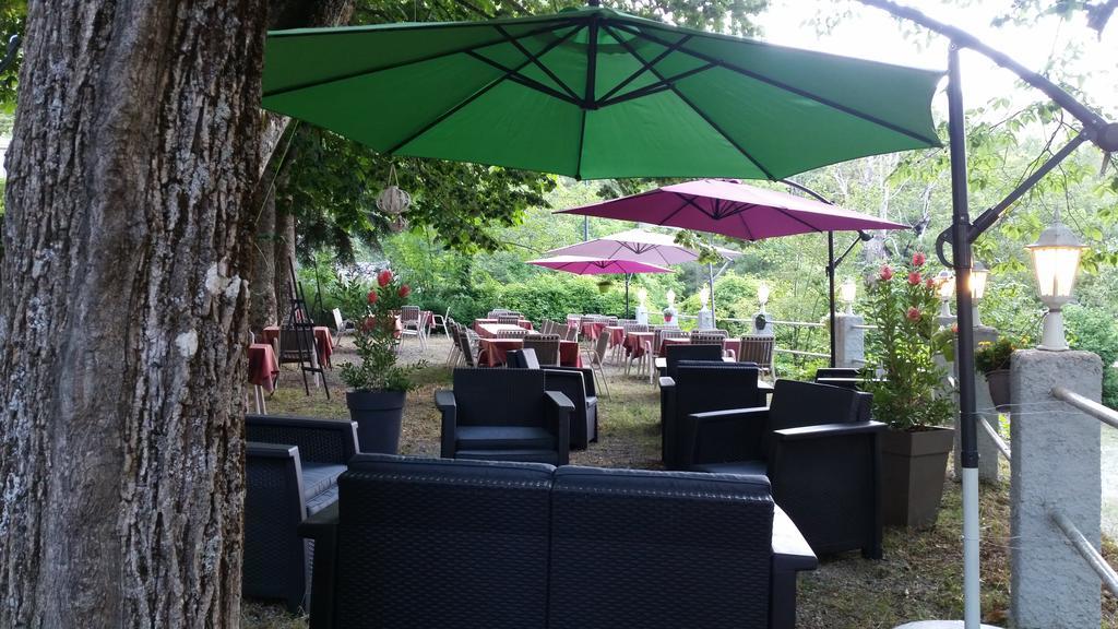Hotel Restaurant Le Torrent Santo-Pietro-di-Venaco Exterior photo